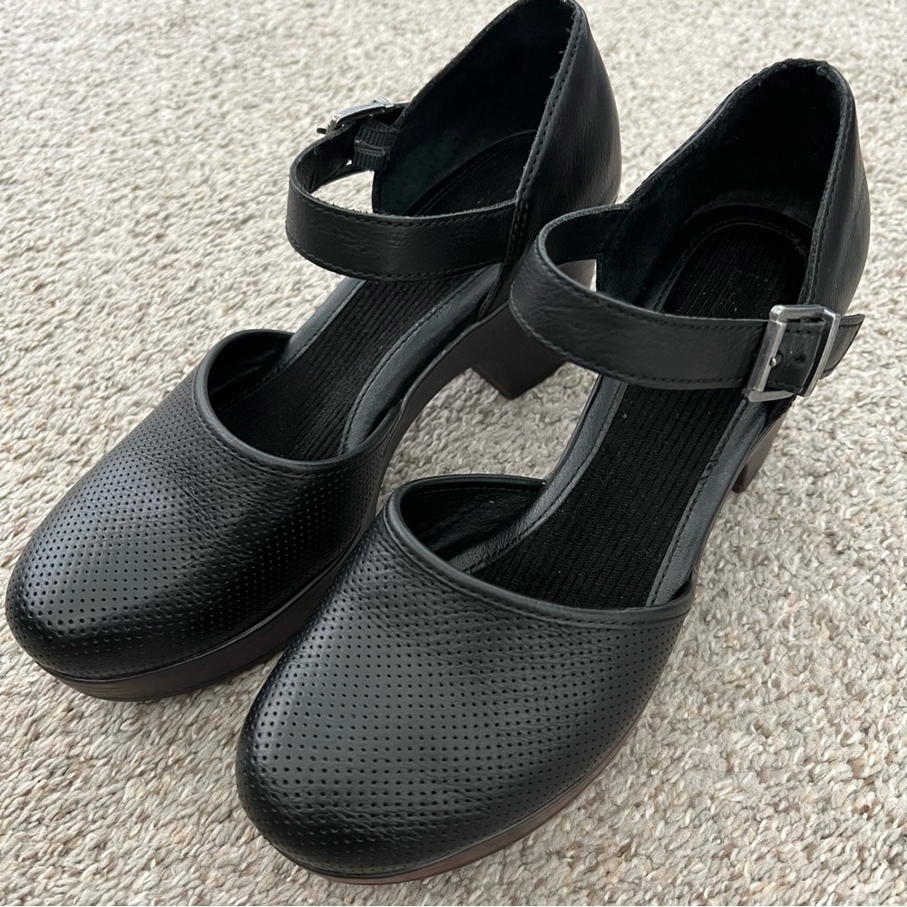 BOC B.O.C Black Perforated Mary Jane Platform Heels with Ankle Strap Size 10